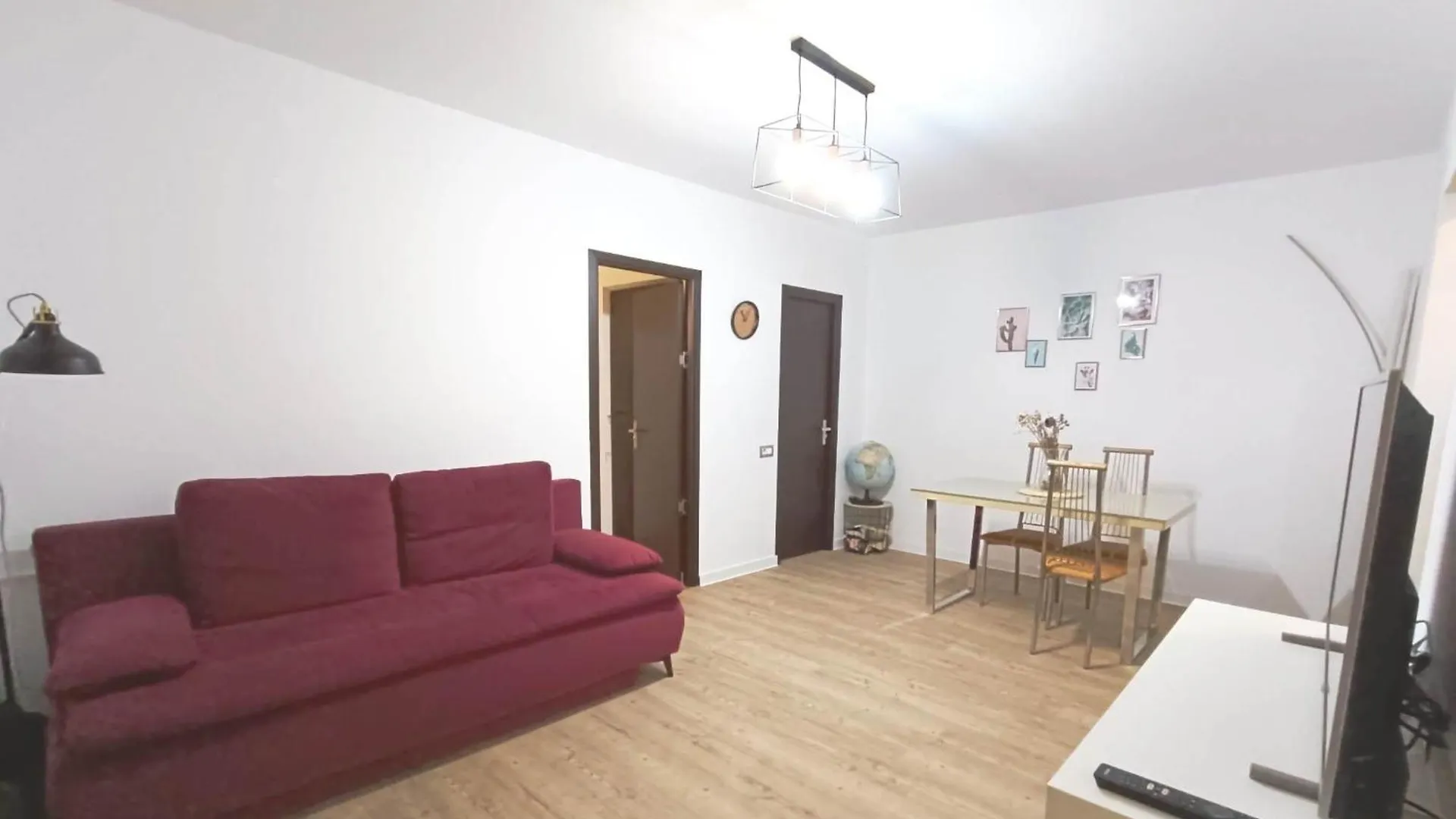 Old Town Apartament With Charming View Bucharest Romania