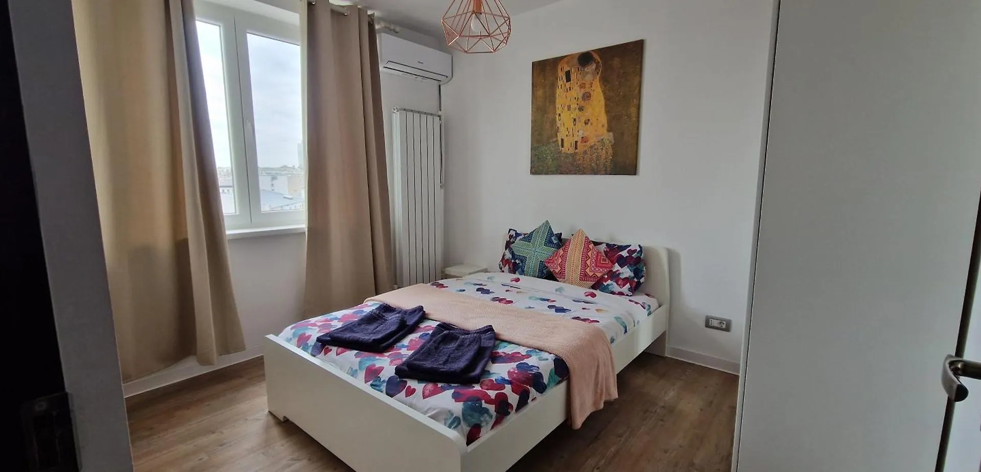 Old Town Apartament With Charming View Bucharest Apartment
