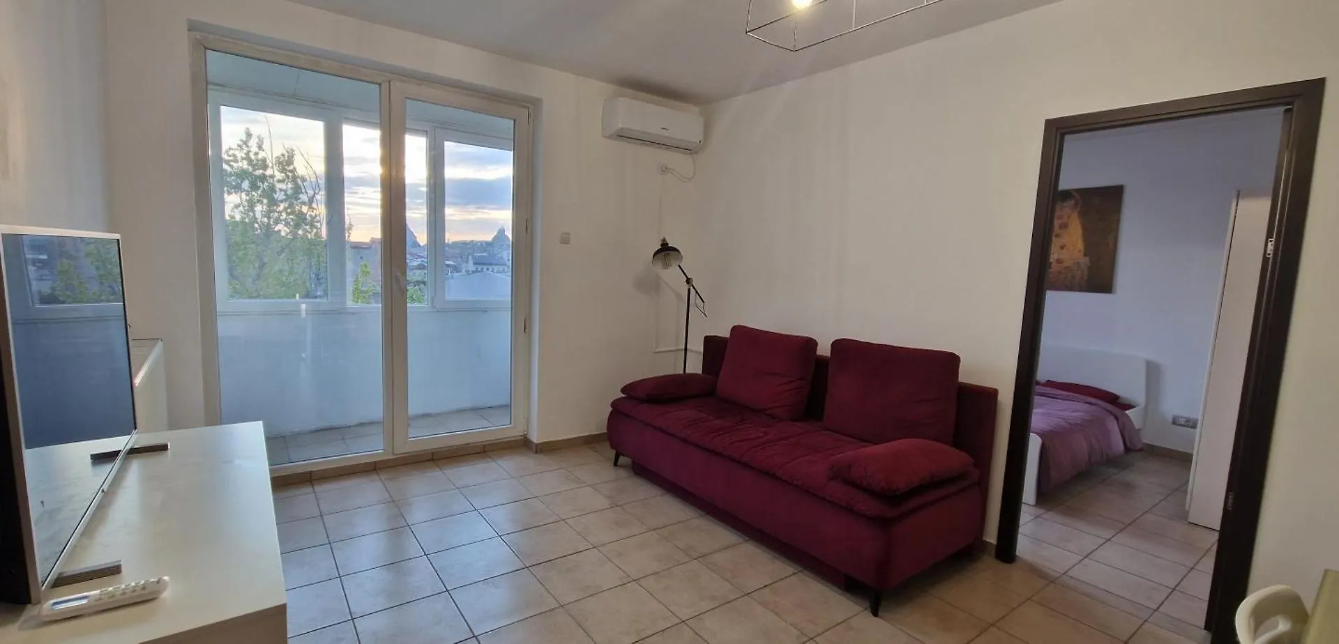 Apartment Old Town Apartament With Charming View Bucharest